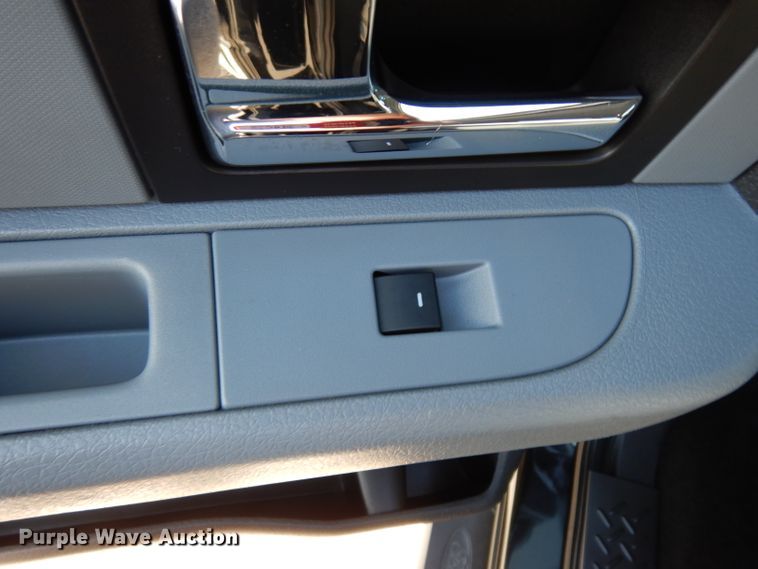 image for item DG6852 2013 Ford F150  SuperCrew pickup truck