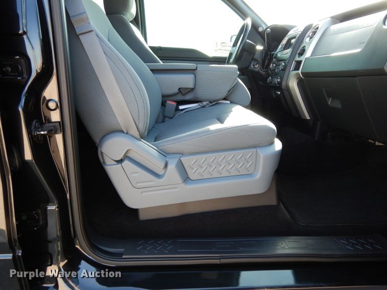 image for item DG6852 2013 Ford F150  SuperCrew pickup truck