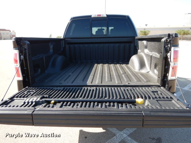 image for item DG6852 2013 Ford F150  SuperCrew pickup truck