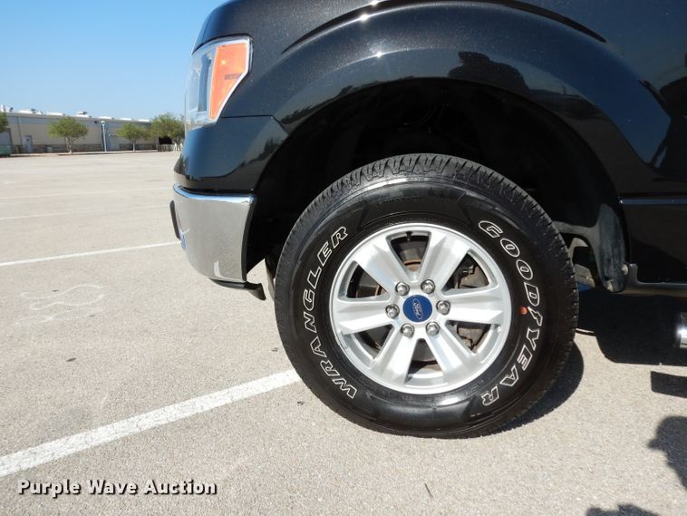 image for item DG6852 2013 Ford F150  SuperCrew pickup truck