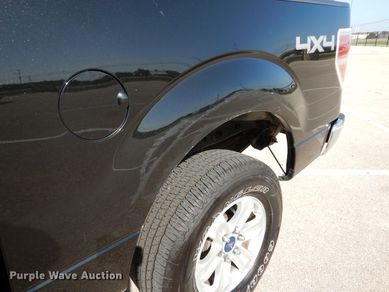 image for item DG6852 2013 Ford F150  SuperCrew pickup truck