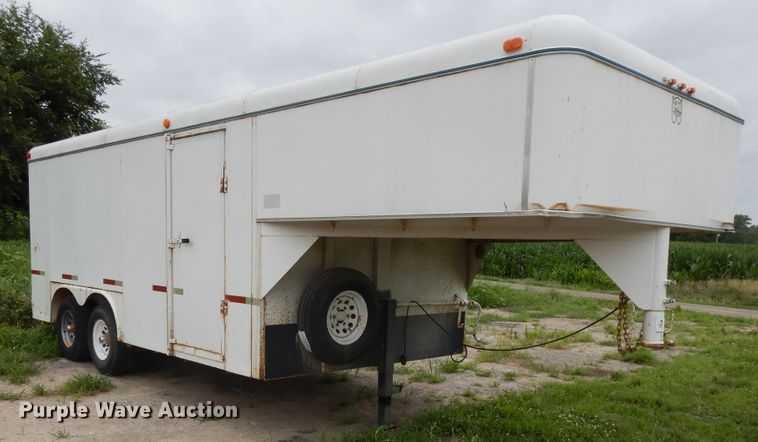 image for item DG7938 2001 WW enclosed cargo trailer