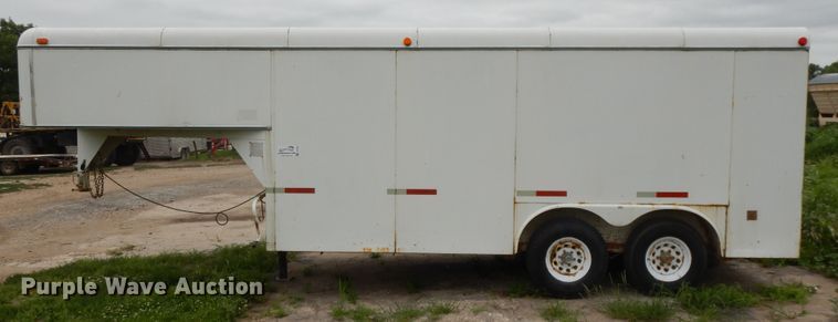 image for item DG7938 2001 WW enclosed cargo trailer