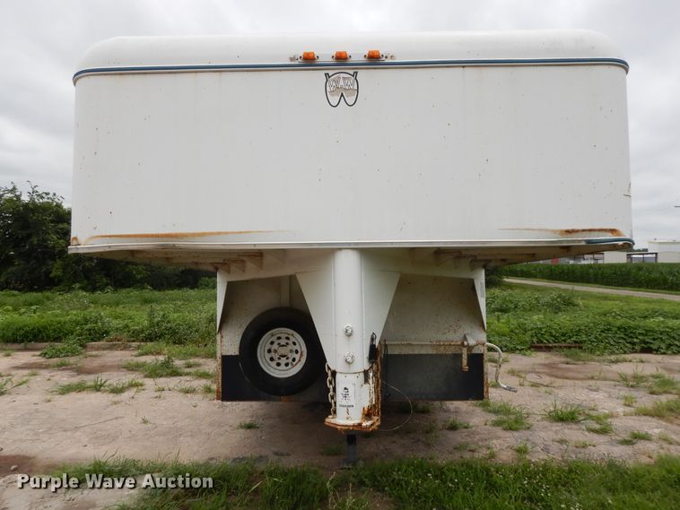 image for item DG7938 2001 WW enclosed cargo trailer