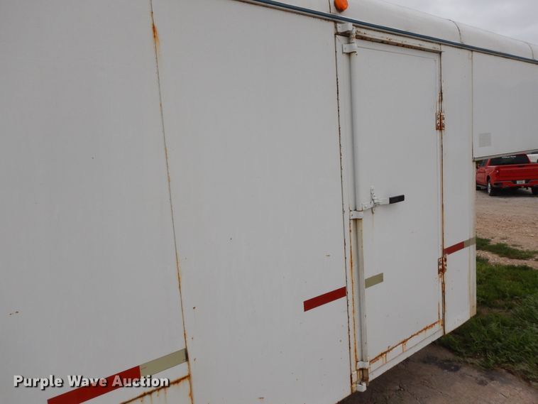 image for item DG7938 2001 WW enclosed cargo trailer