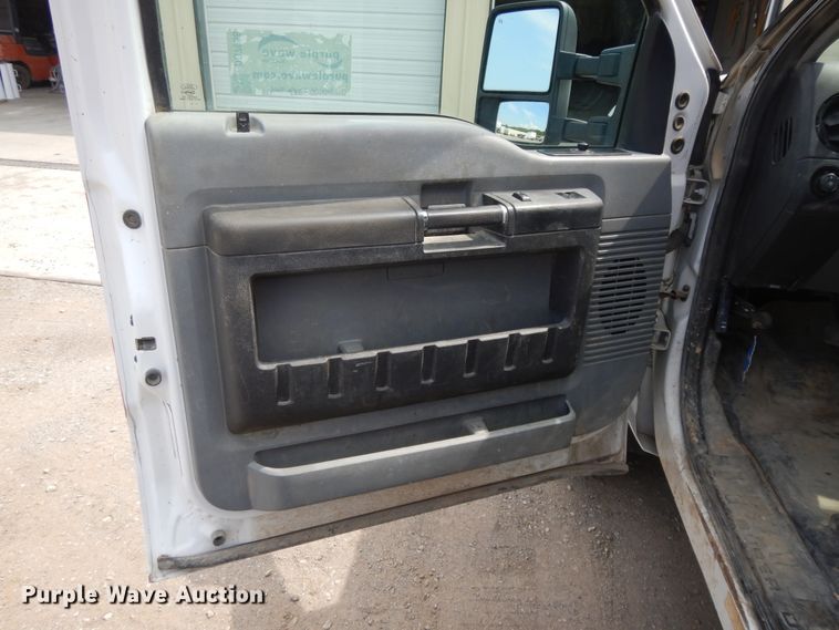 image for item DG7958 2012 Ford F450 Super Duty  flatbed truck