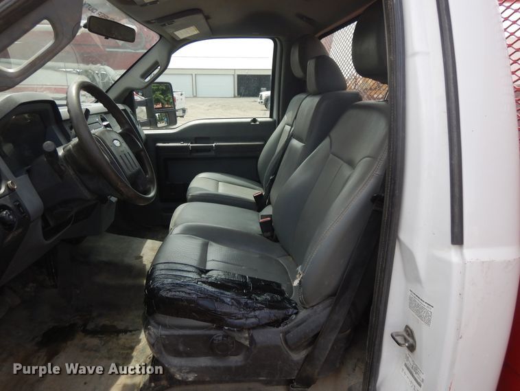 image for item DG7958 2012 Ford F450 Super Duty  flatbed truck