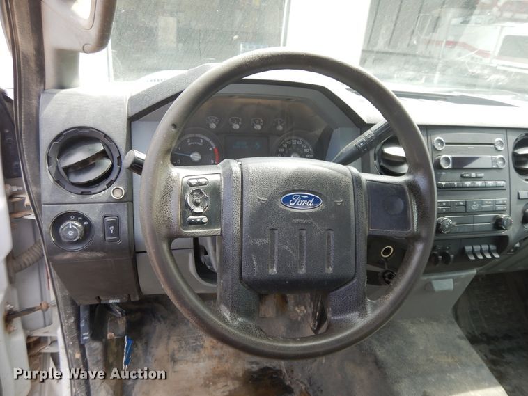 image for item DG7958 2012 Ford F450 Super Duty  flatbed truck