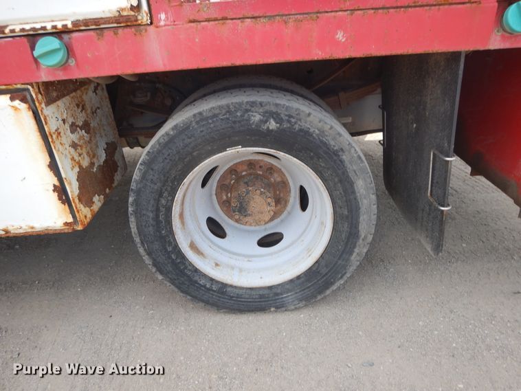 image for item DG7958 2012 Ford F450 Super Duty  flatbed truck