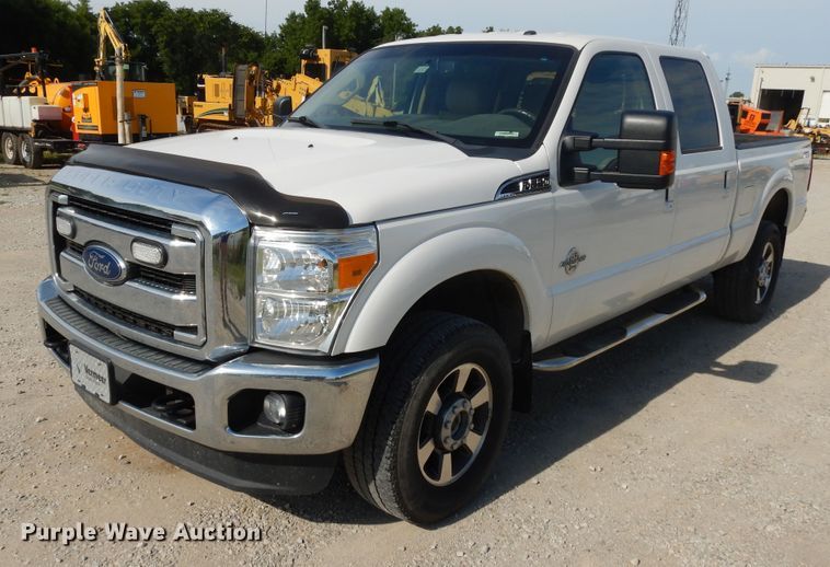 image for item DG7966 2015 Ford F250 Super Duty Lariat  Crew Cab pickup truck