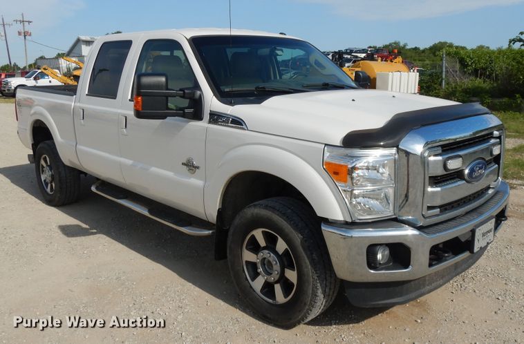 image for item DG7966 2015 Ford F250 Super Duty Lariat  Crew Cab pickup truck