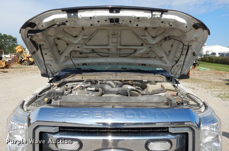 image for item DG7966 2015 Ford F250 Super Duty Lariat  Crew Cab pickup truck