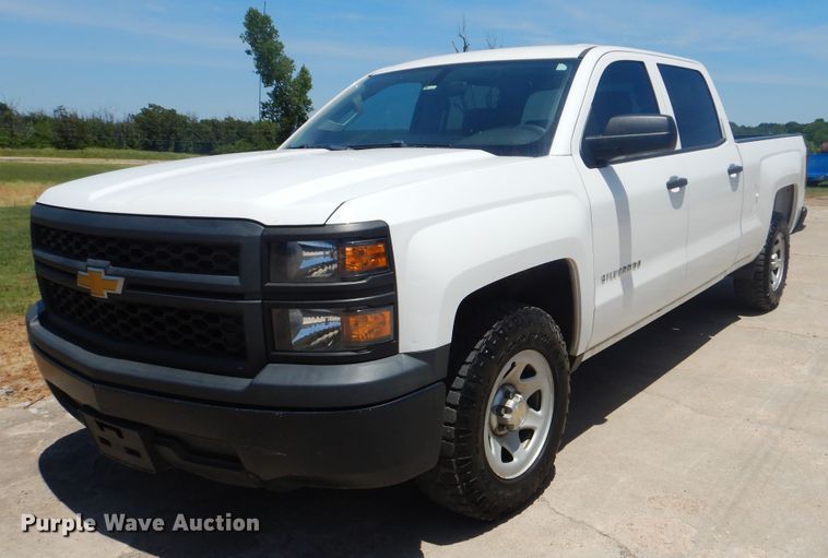 image for item DG8666 2014 Chevrolet Silverado 1500  Crew Cab pickup truck