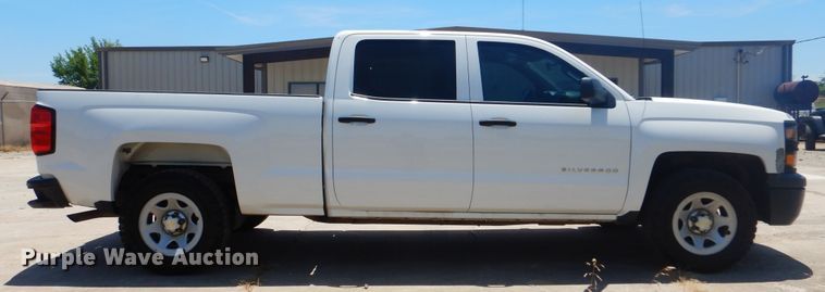 image for item DG8666 2014 Chevrolet Silverado 1500  Crew Cab pickup truck