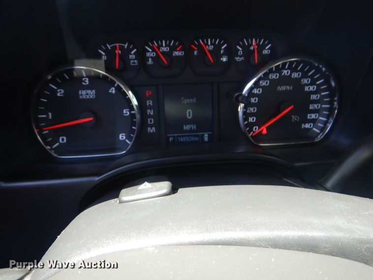 image for item DG8666 2014 Chevrolet Silverado 1500  Crew Cab pickup truck