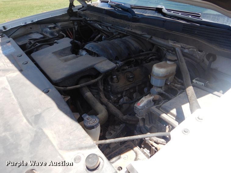 image for item DG8666 2014 Chevrolet Silverado 1500  Crew Cab pickup truck