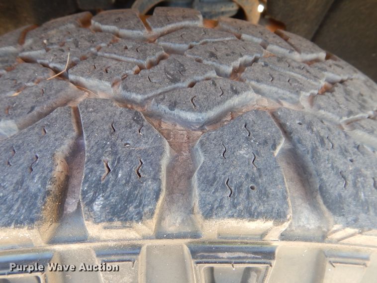 image for item DG8666 2014 Chevrolet Silverado 1500  Crew Cab pickup truck