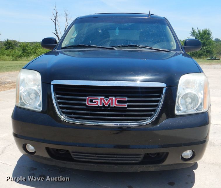 image for item DG8667 2011 GMC Yukon  SUV
