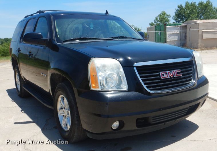 image for item DG8667 2011 GMC Yukon  SUV