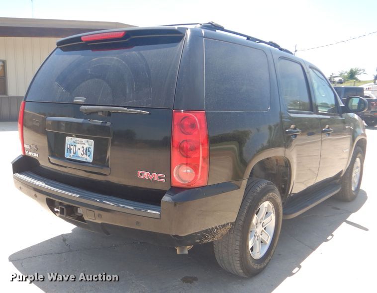 image for item DG8667 2011 GMC Yukon  SUV