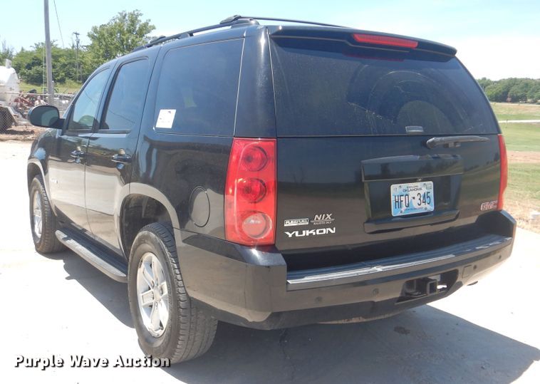 image for item DG8667 2011 GMC Yukon  SUV