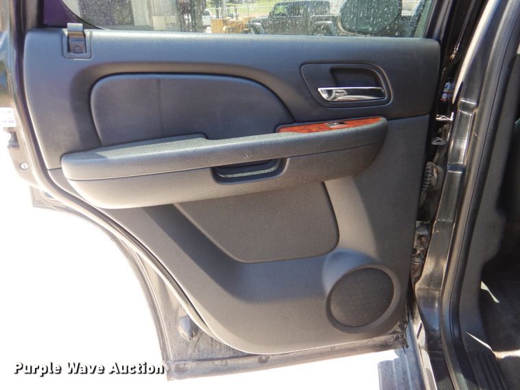 image for item DG8667 2011 GMC Yukon  SUV