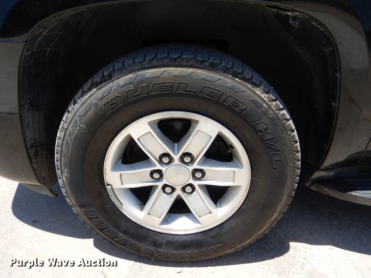 image for item DG8667 2011 GMC Yukon  SUV