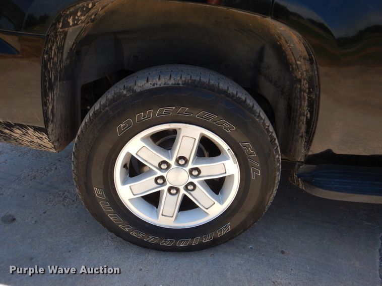 image for item DG8667 2011 GMC Yukon  SUV