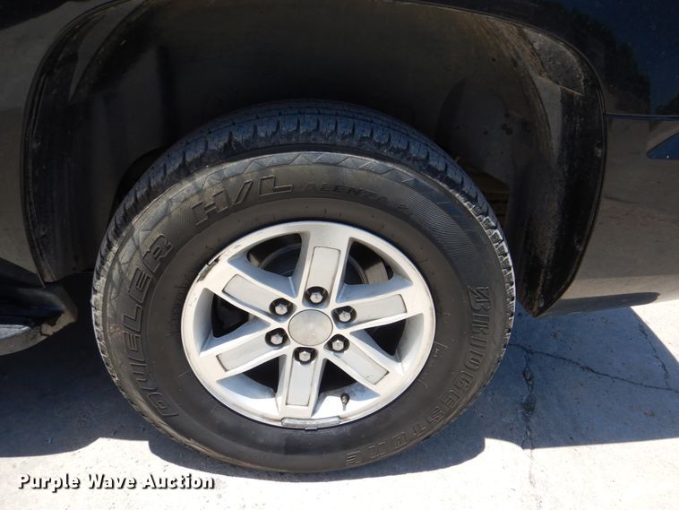 image for item DG8667 2011 GMC Yukon  SUV