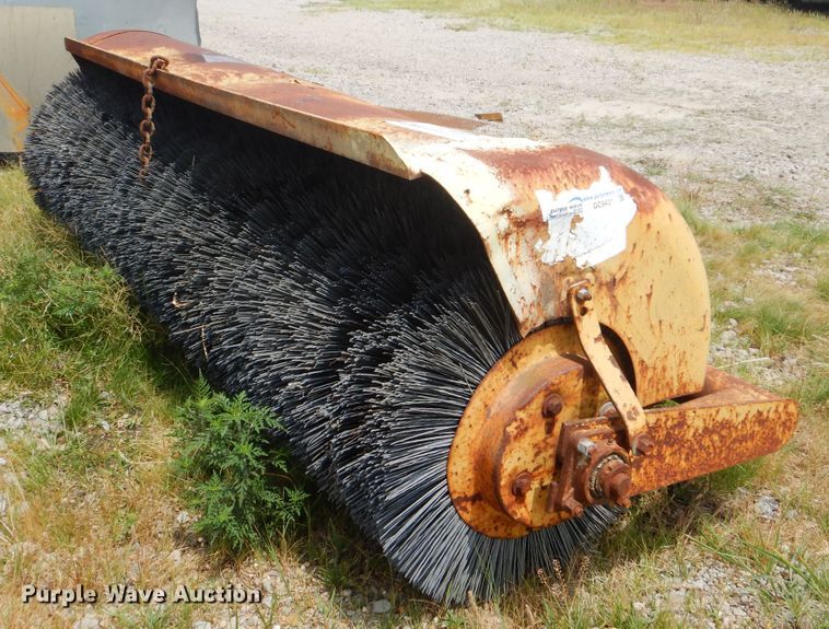 image for item DG8708 92"W broom