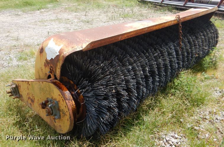image for item DG8708 92"W broom