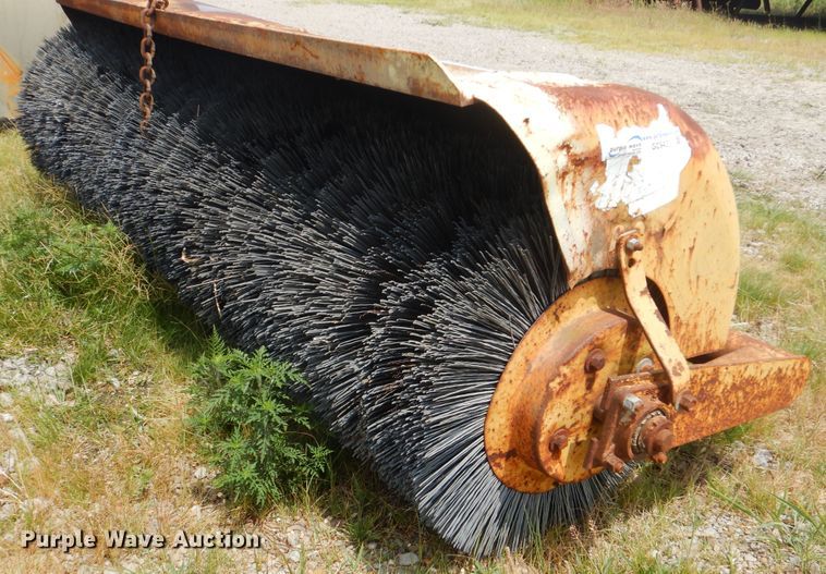 image for item DG8708 92"W broom