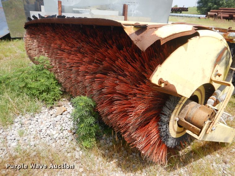 image for item DG8709 Sweepster angle broom