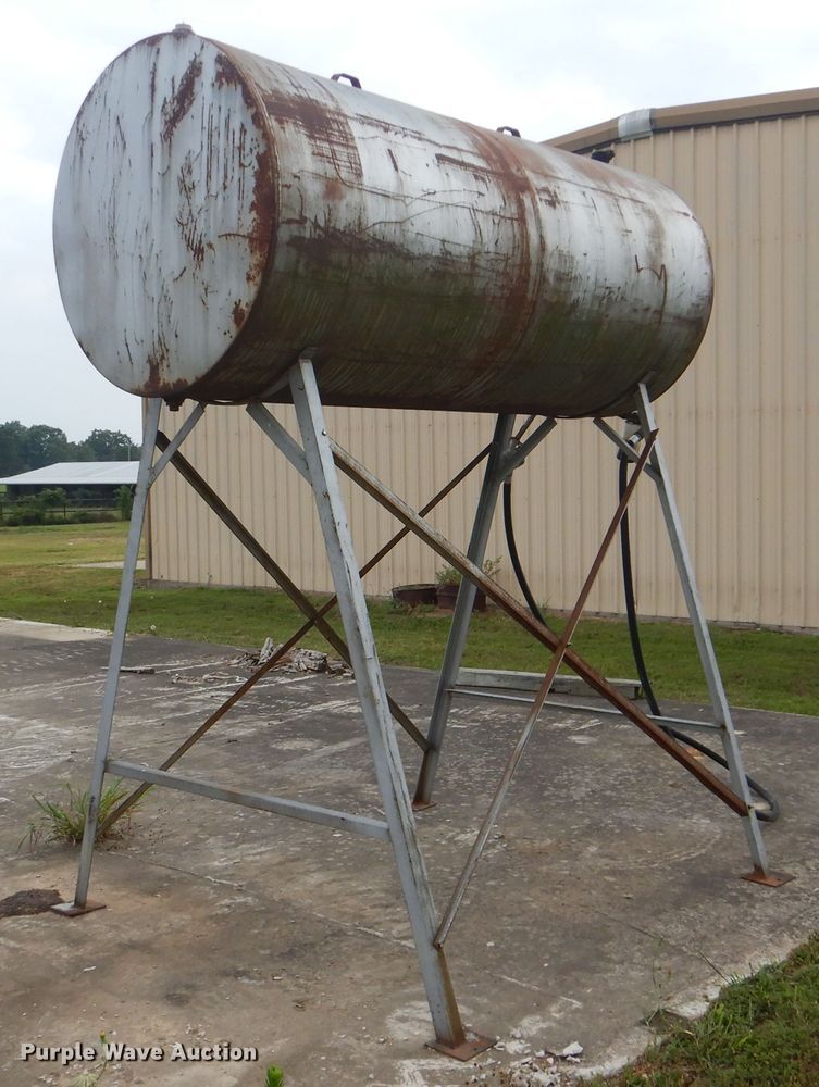 image for item DG8715 Fuel tank