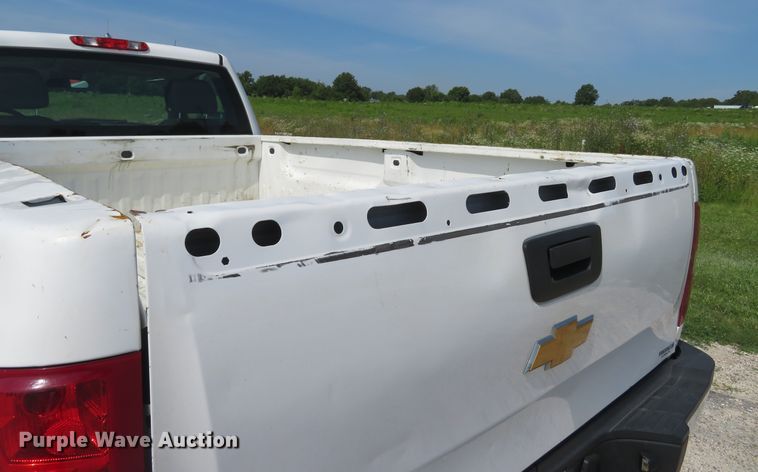 image for item DH1050 2014 Chevrolet Silverado 2500  pickup truck