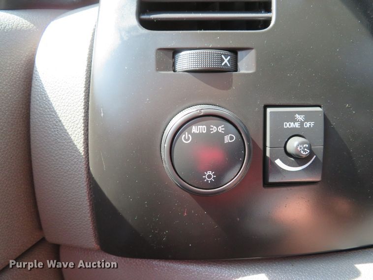 image for item DH1050 2014 Chevrolet Silverado 2500  pickup truck