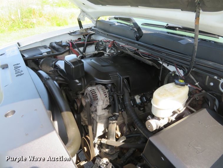 image for item DH1050 2014 Chevrolet Silverado 2500  pickup truck