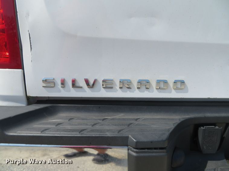 image for item DH1050 2014 Chevrolet Silverado 2500  pickup truck