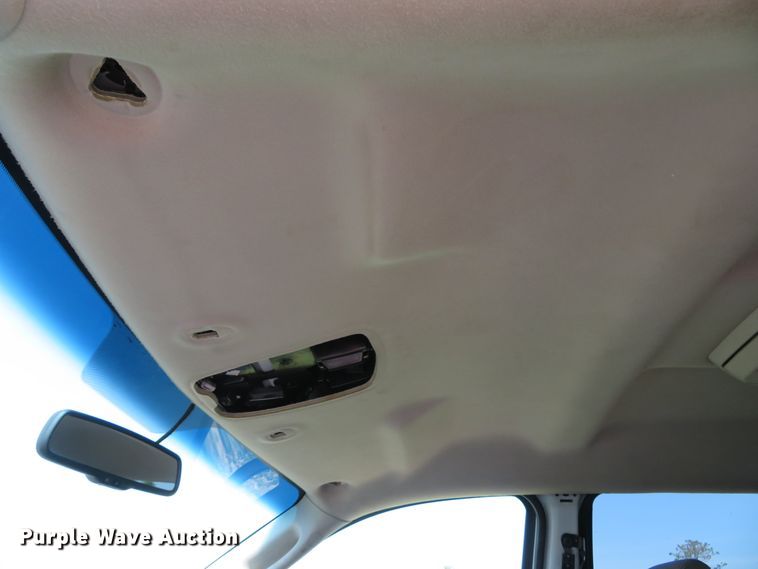 image for item DH1051 2006 Dodge Ram 2500HD  Mega Cab pickup truck