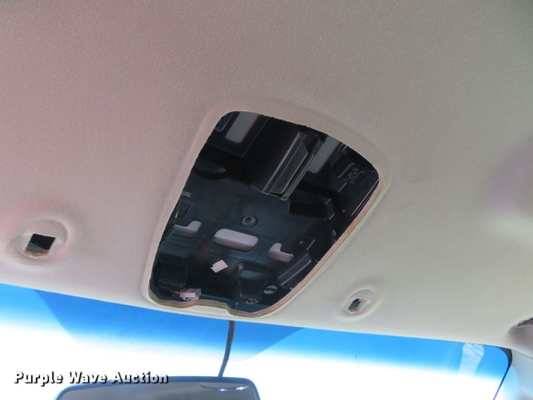 image for item DH1051 2006 Dodge Ram 2500HD  Mega Cab pickup truck