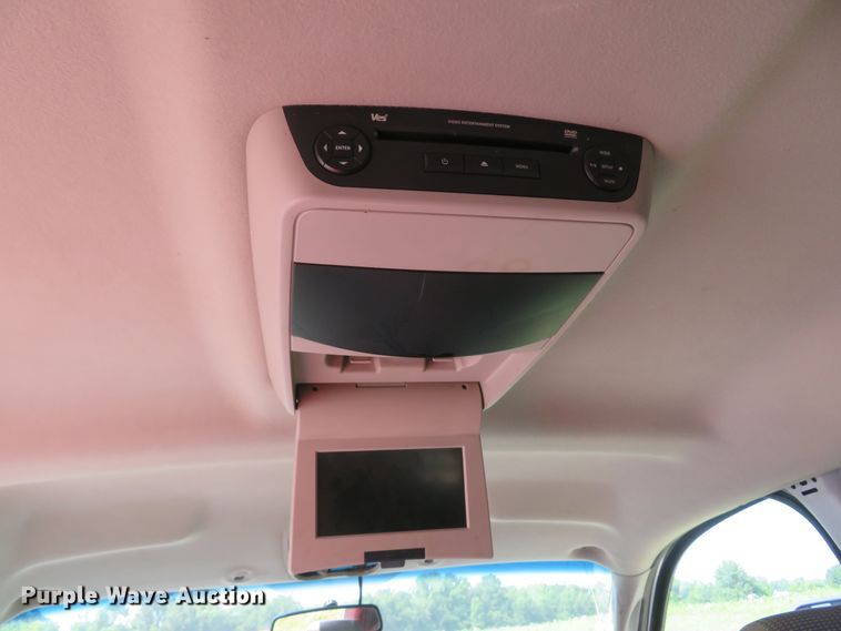 image for item DH1051 2006 Dodge Ram 2500HD  Mega Cab pickup truck