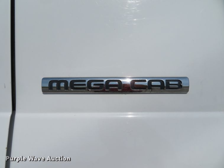 image for item DH1051 2006 Dodge Ram 2500HD  Mega Cab pickup truck