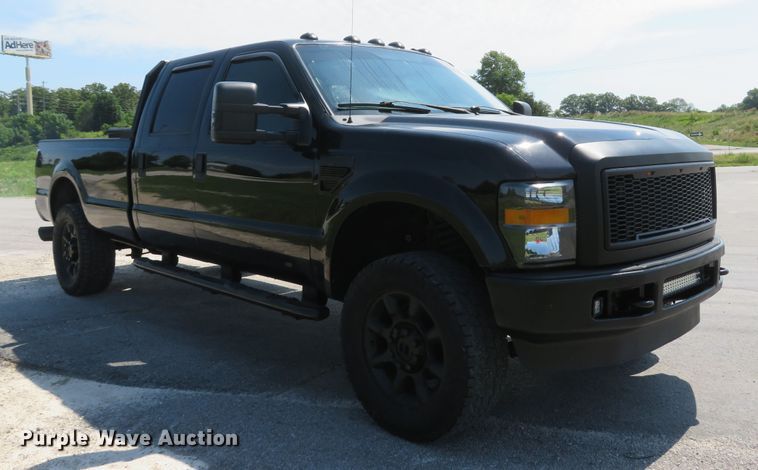 image for item DH1052 2008 Ford F350 Super Duty King Ranch  Crew Cab pickup truck