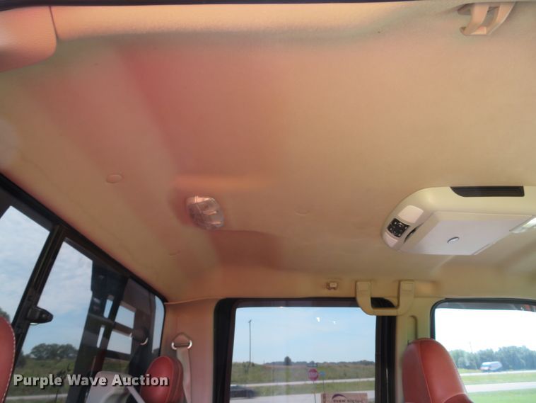 image for item DH1052 2008 Ford F350 Super Duty King Ranch  Crew Cab pickup truck