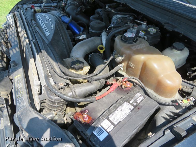 image for item DH1052 2008 Ford F350 Super Duty King Ranch  Crew Cab pickup truck