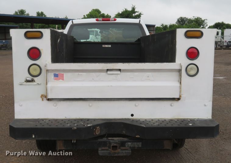 image for item DH1054 2011 GMC Sierra 2500HD  utility bed pickup truck