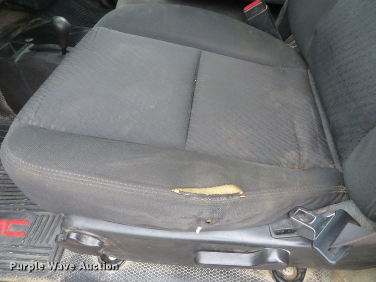 image for item DH1054 2011 GMC Sierra 2500HD  utility bed pickup truck