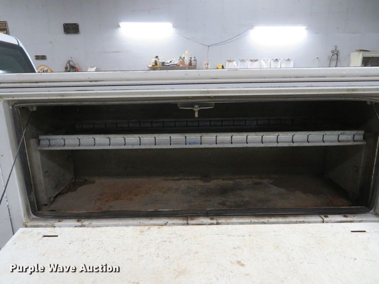 image for item DH1054 2011 GMC Sierra 2500HD  utility bed pickup truck