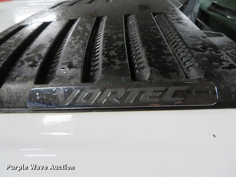 image for item DH1054 2011 GMC Sierra 2500HD  utility bed pickup truck