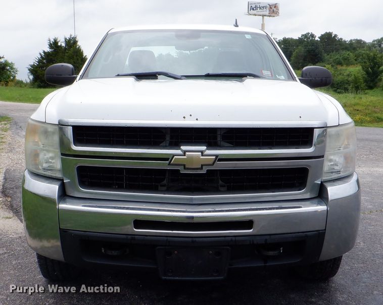 image for item DH1056 2008 Chevrolet Silverado 2500  Ext. Cab utility bed pickup truck